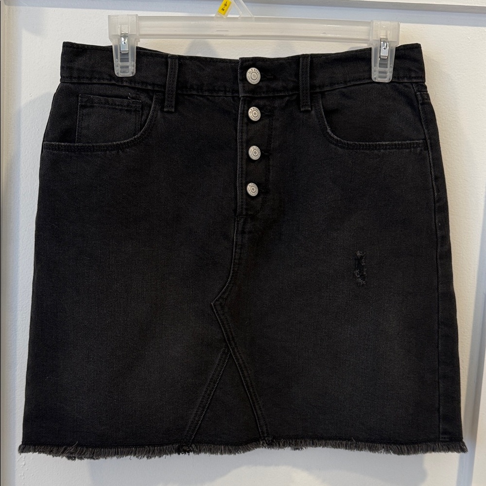 Old Navy juniors Black Denim Skirt